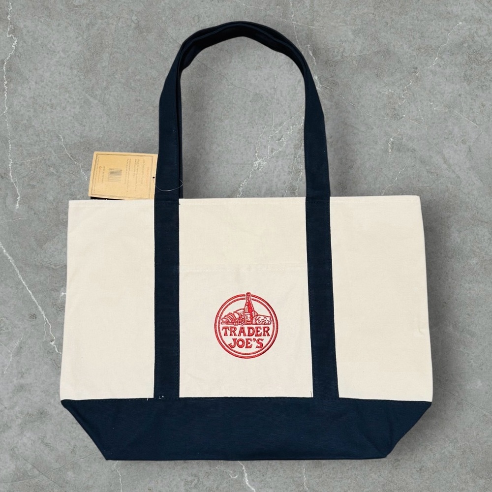 🆕Trader Joe's Iconic Canvas Tote Bag - Picture 4 of 12